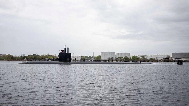 Многоцелевая атомная подлодка "Толедо", США